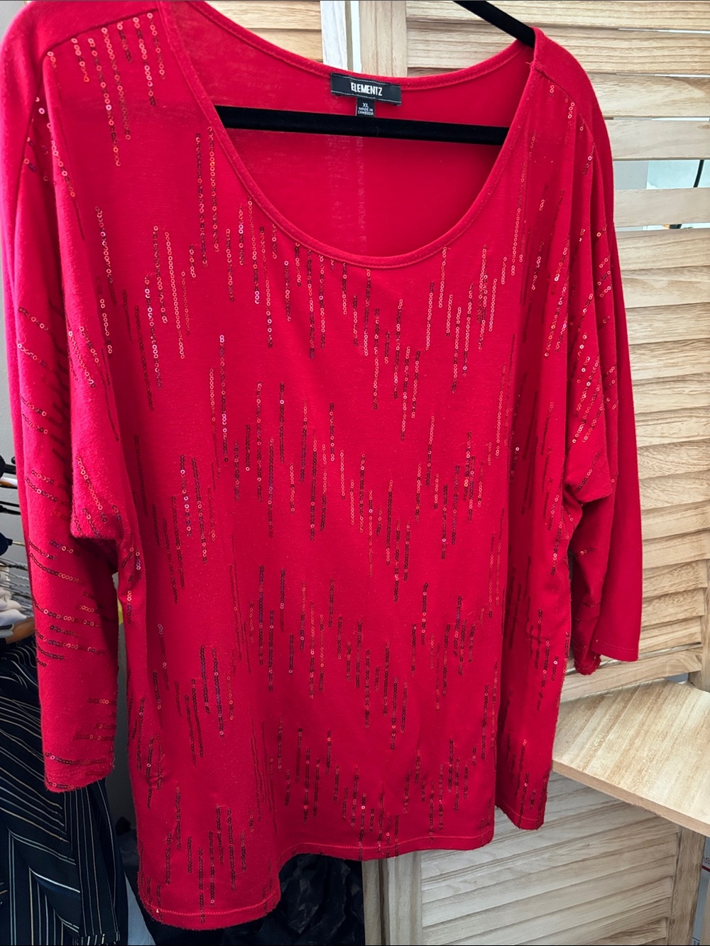 Elementz Red Sequin Front Scoop Neck Women's Top XL